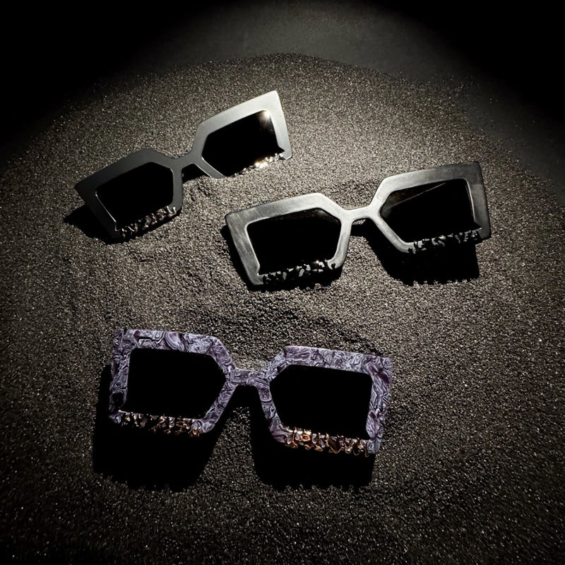 The Love for Metal: Why IN SANA Embraces Metal Over Acetate